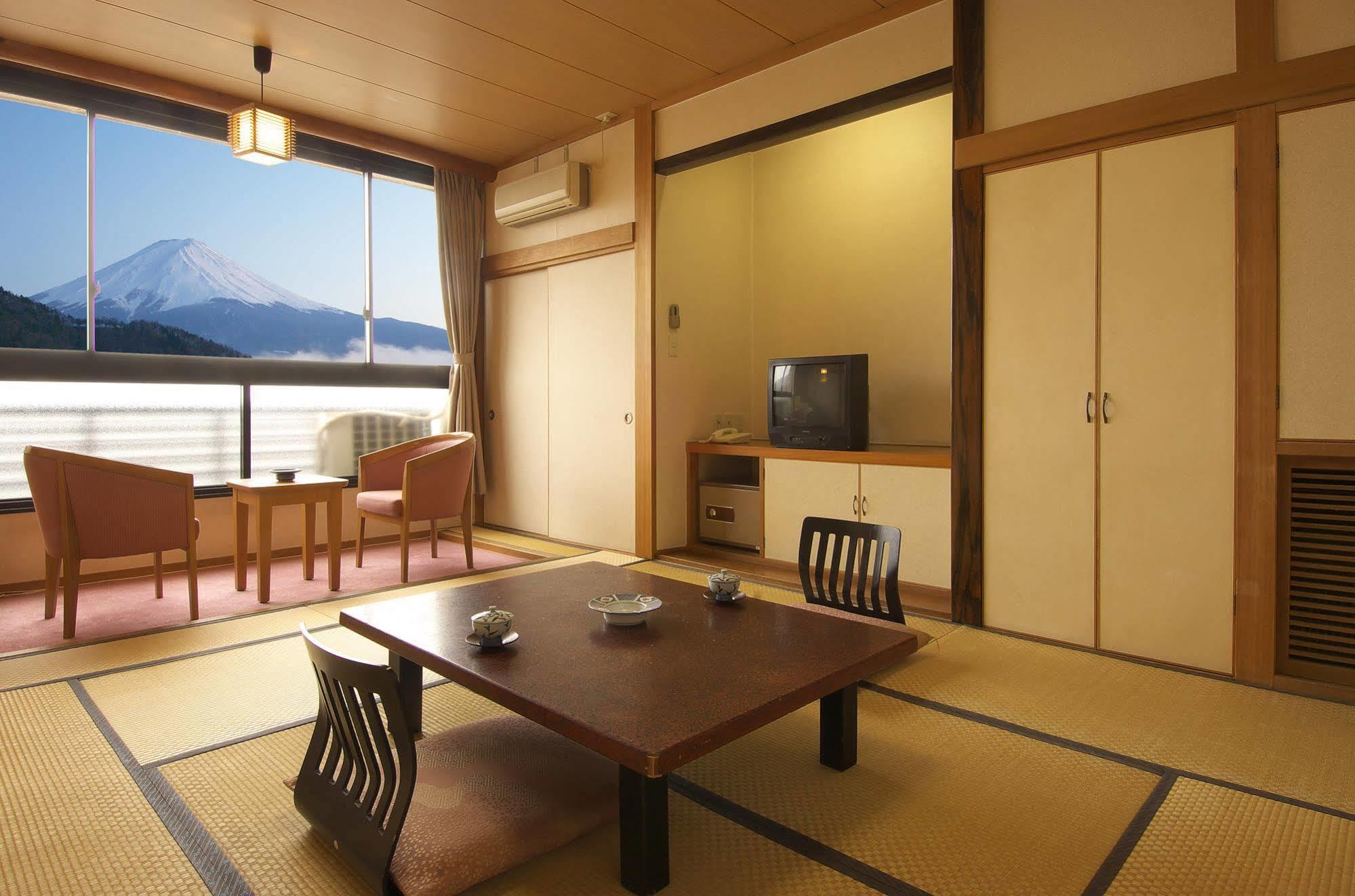 Hotel Mifujien Фуджикавагучико Екстериор снимка